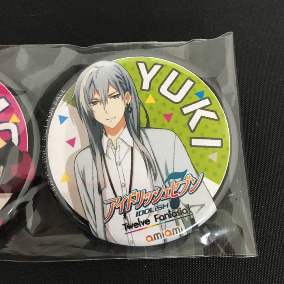 Amazon.co.jp: 百 ＆ 千 Re：vale 44mm 缶バッジ 2個セット PS Vita